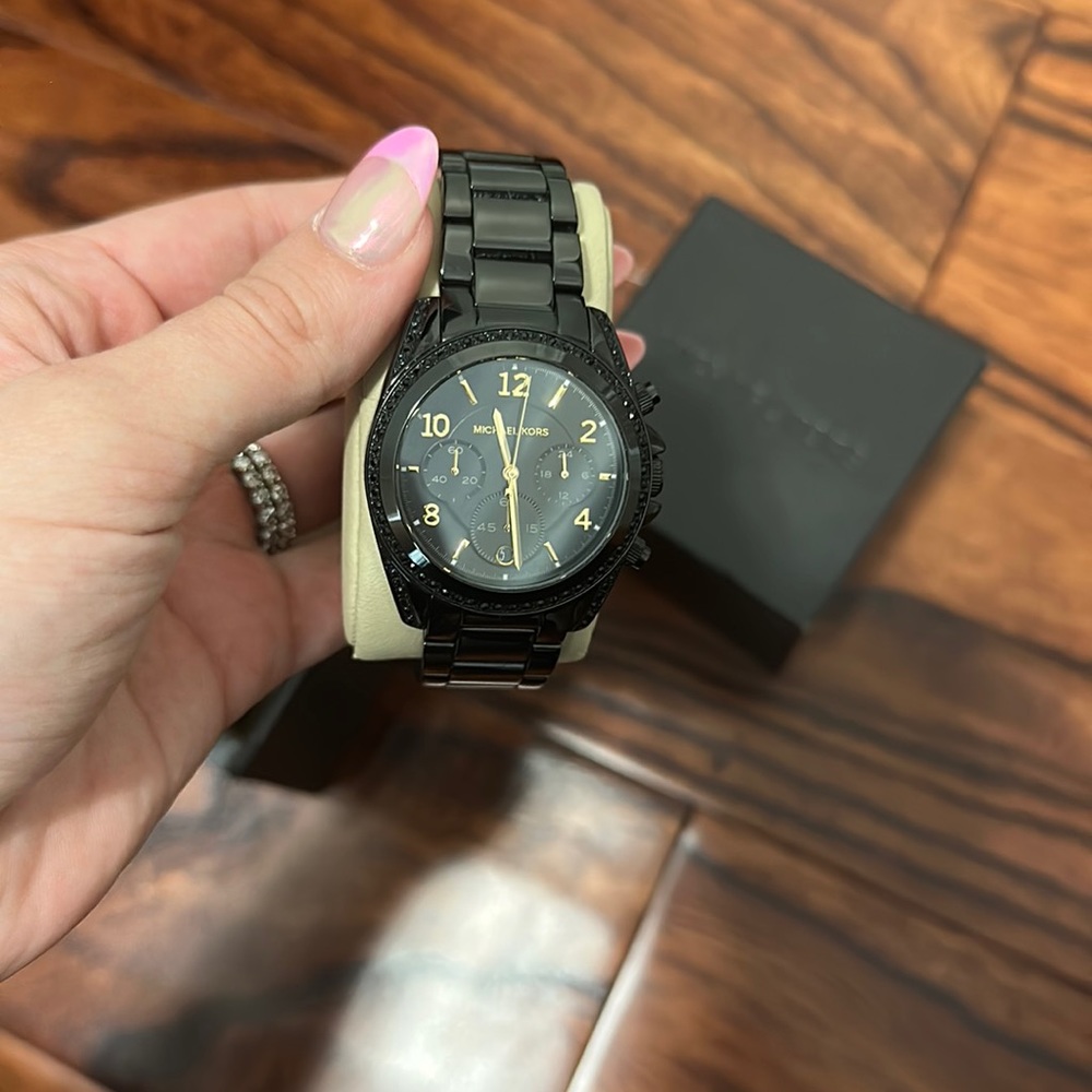 Black men’s Michael Kors watch